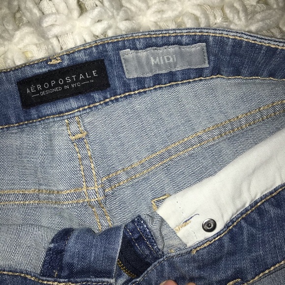 Shorts - Picture 2 of 3